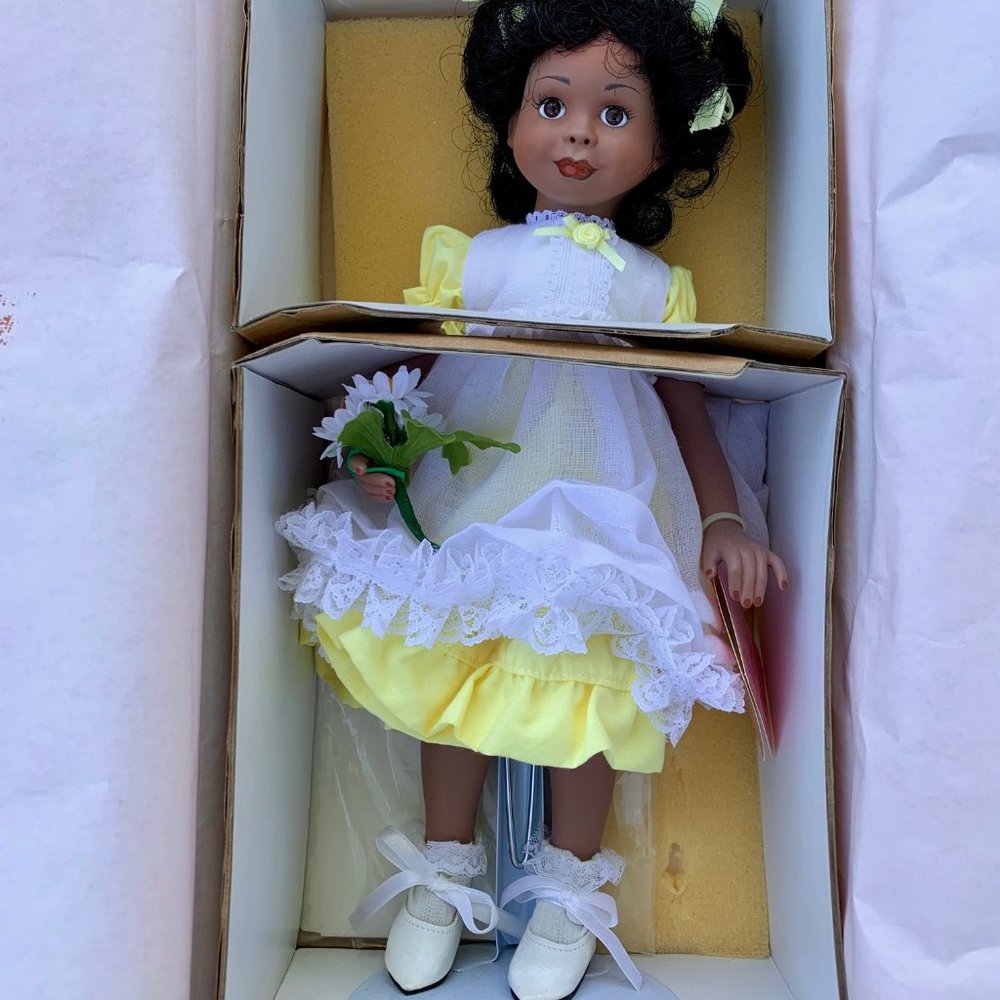 Nicole • Paradise Galleries Treasury Collection • New in Box!